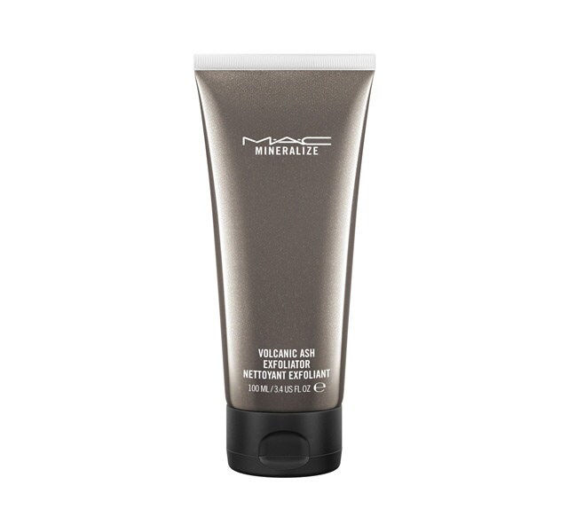 Volcanic Ash Exfoliator Volcanic Ash Exfoliator